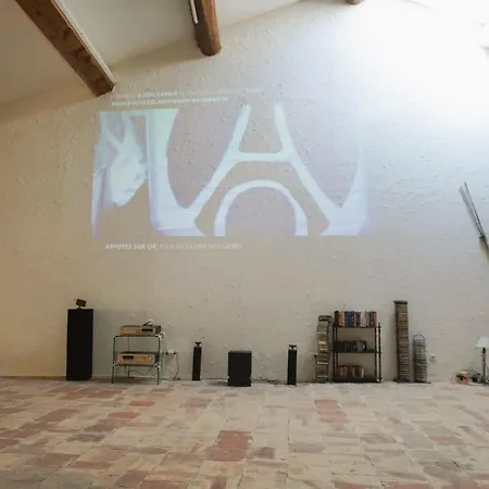 Le Seminaire Tres Grande Maison Pour 10 Personnes Tatil Evi