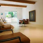 Le Seminaire Tres Grande Maison Pour 10 Personnes Feriehus *